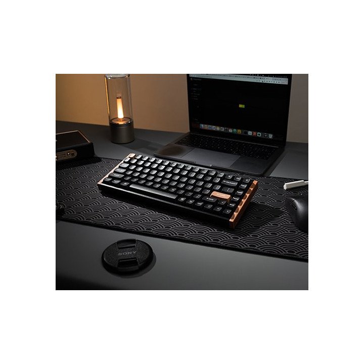 מקלדת אלחוטית מכנית Keychron K2 HE Magnetic Switch RGB בצבע שחור עץ