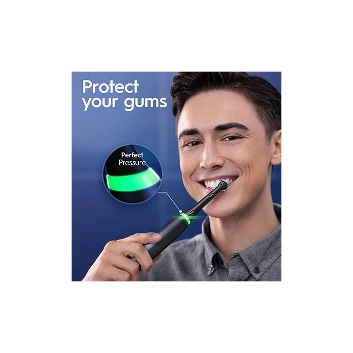 מברשת שיניים חשמלית אורל בי Oral-B iO Series 6 בצבע שחור