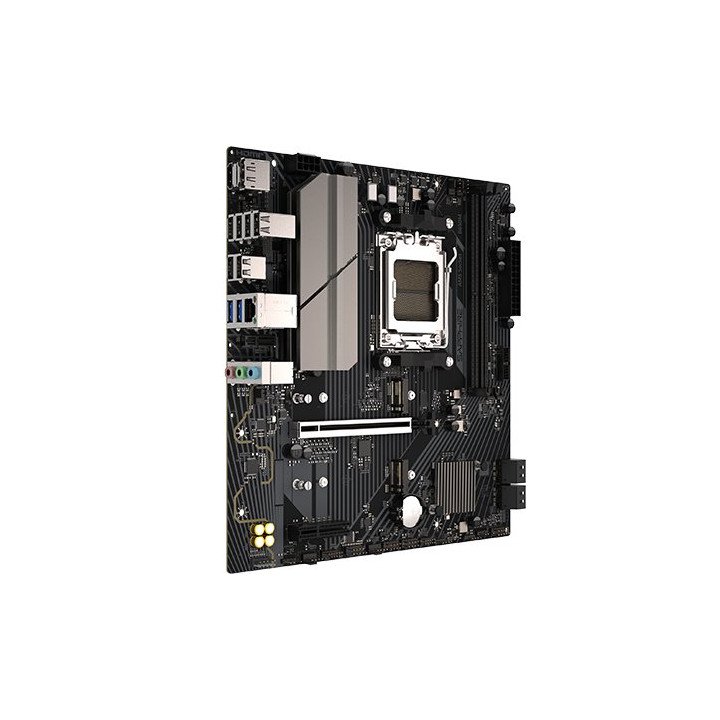 מחשב גיימינג לבן SUPER הכולל מעבד AMD Ryzen 5 7600 Gaming לוח B650 זכר